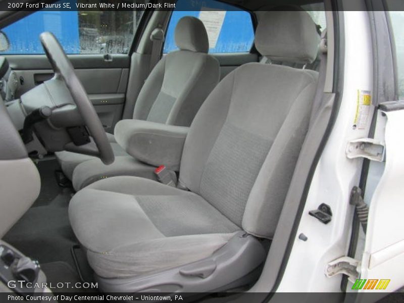 Vibrant White / Medium/Dark Flint 2007 Ford Taurus SE