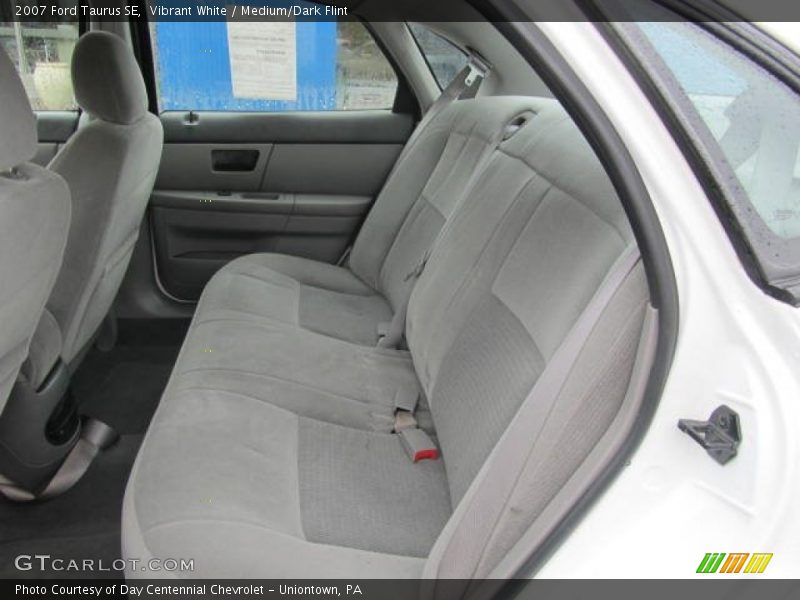 Vibrant White / Medium/Dark Flint 2007 Ford Taurus SE