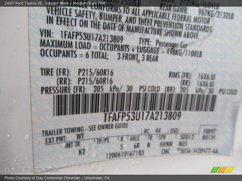 Vibrant White / Medium/Dark Flint 2007 Ford Taurus SE