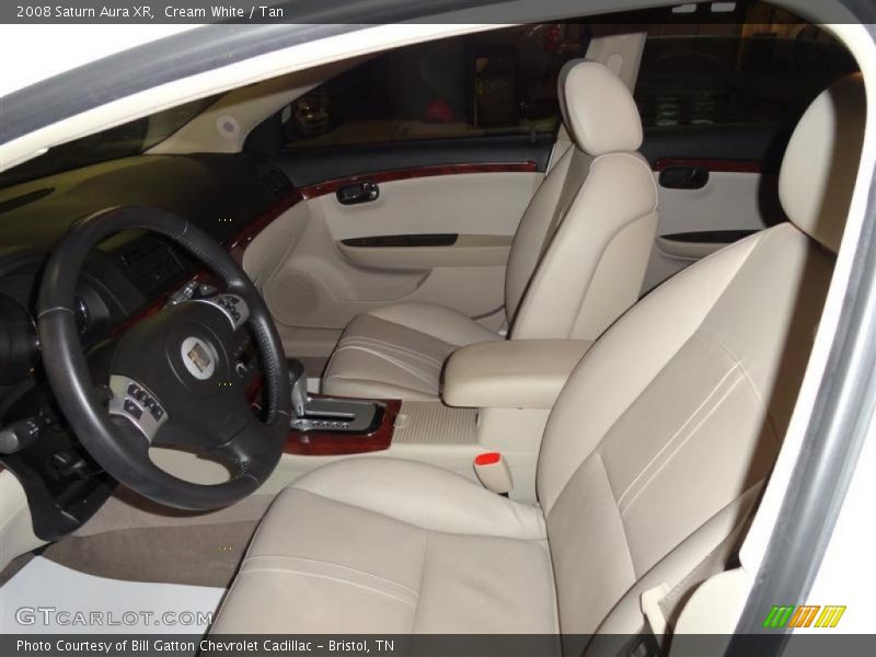 Cream White / Tan 2008 Saturn Aura XR