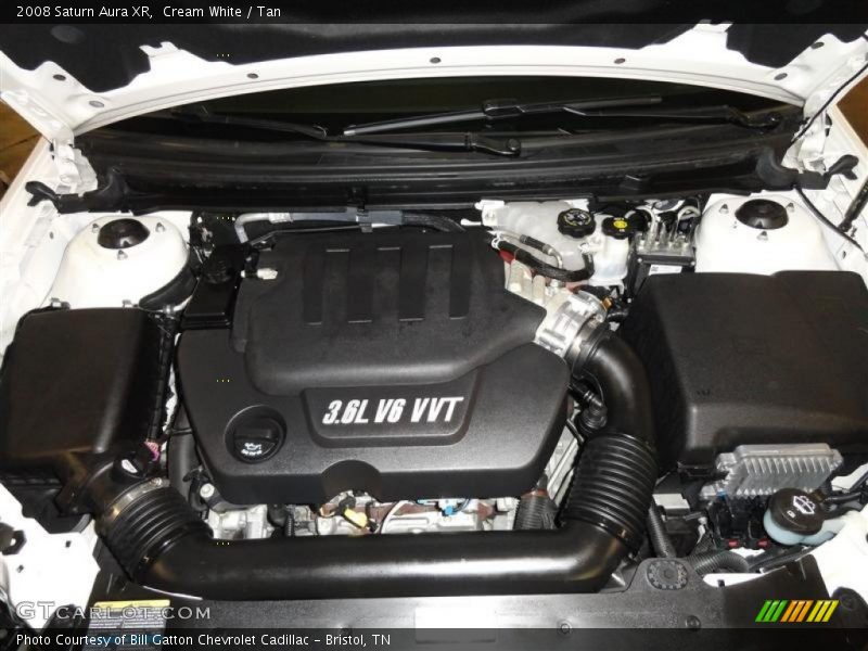 Cream White / Tan 2008 Saturn Aura XR