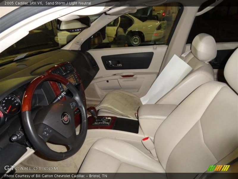 Sand Storm / Light Neutral 2005 Cadillac SRX V6