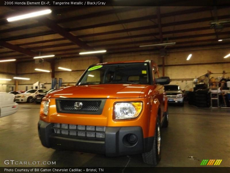 Tangerine Metallic / Black/Gray 2006 Honda Element EX-P