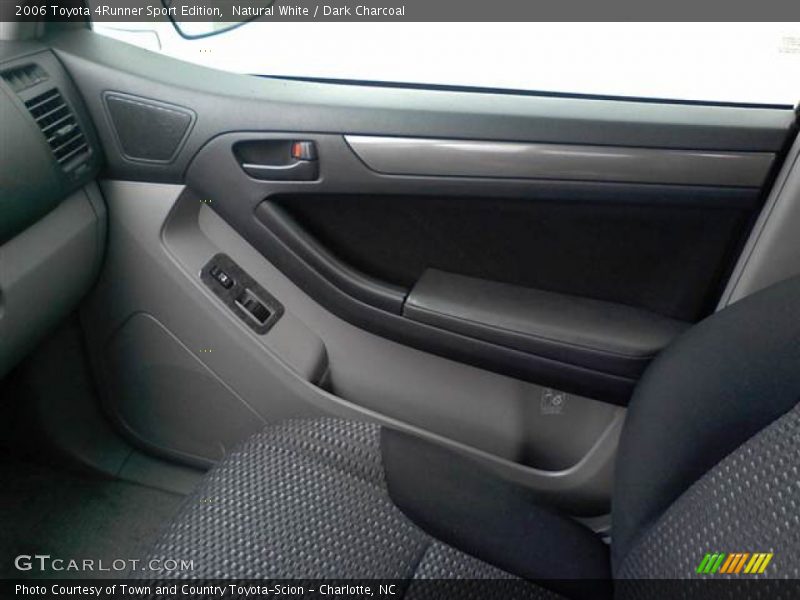 Natural White / Dark Charcoal 2006 Toyota 4Runner Sport Edition