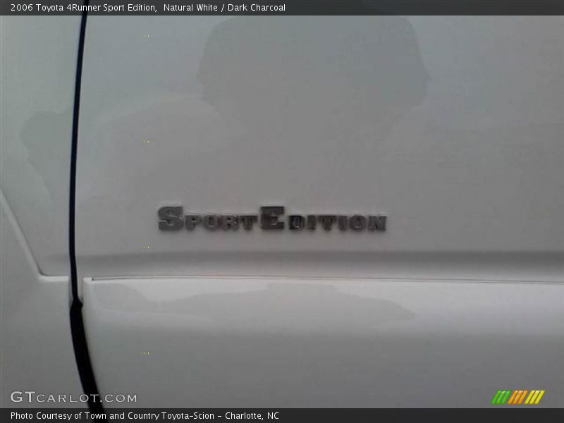 Natural White / Dark Charcoal 2006 Toyota 4Runner Sport Edition