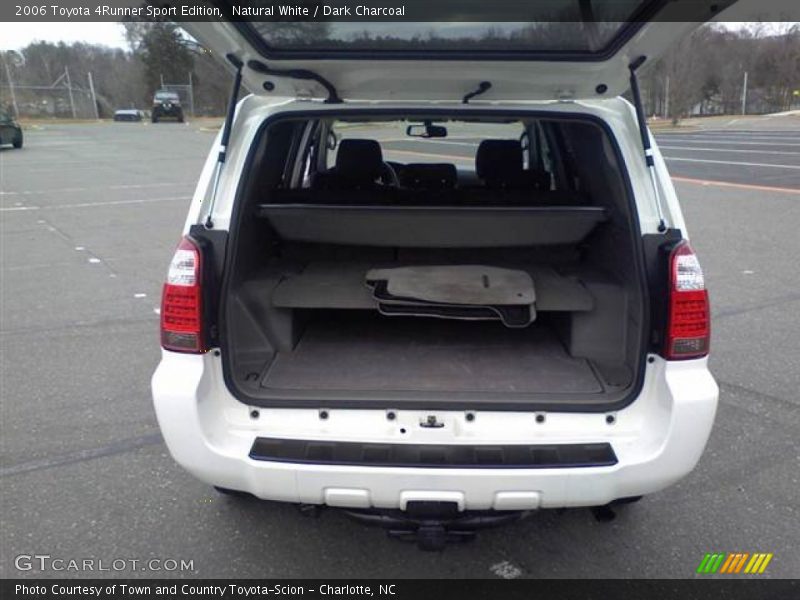 Natural White / Dark Charcoal 2006 Toyota 4Runner Sport Edition