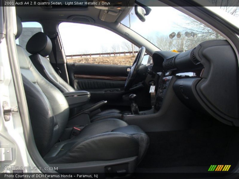 Light Silver Metallic / Onyx 2001 Audi A4 2.8 quattro Sedan