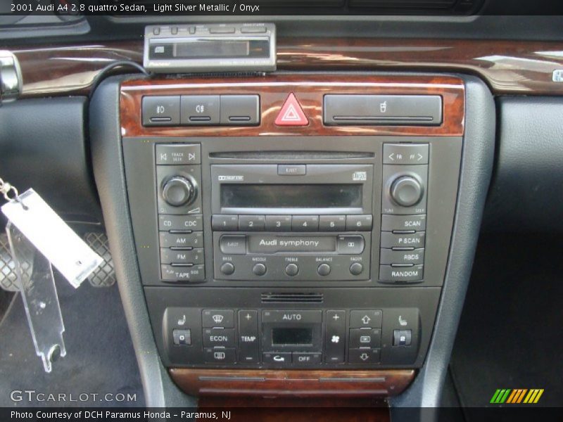 Controls of 2001 A4 2.8 quattro Sedan