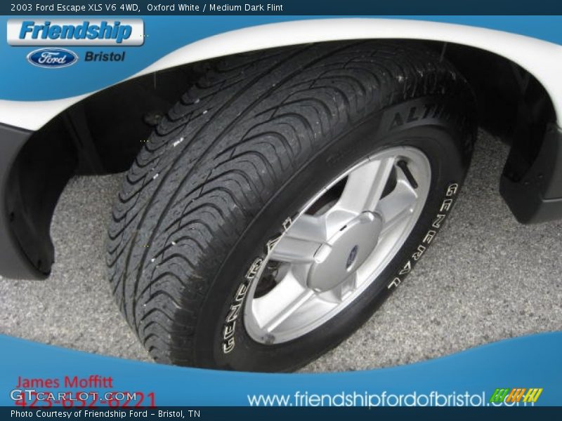 Oxford White / Medium Dark Flint 2003 Ford Escape XLS V6 4WD