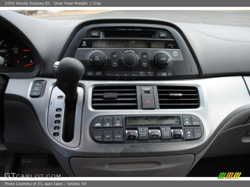 Silver Pearl Metallic / Gray 2009 Honda Odyssey EX