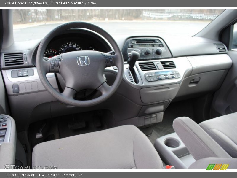 Silver Pearl Metallic / Gray 2009 Honda Odyssey EX