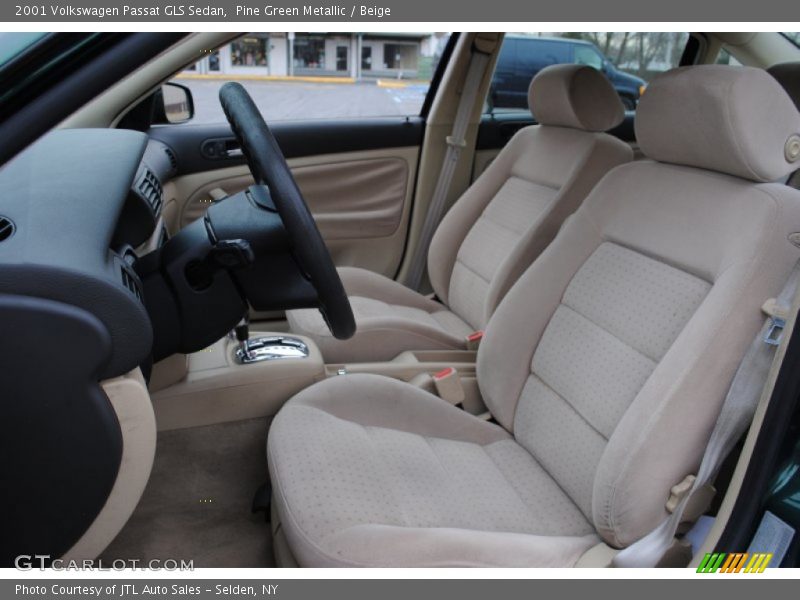 Pine Green Metallic / Beige 2001 Volkswagen Passat GLS Sedan