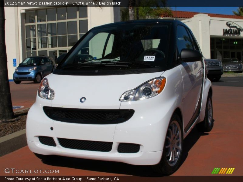 Crystal White / Design Black 2012 Smart fortwo passion cabriolet