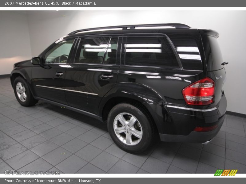 Black / Macadamia 2007 Mercedes-Benz GL 450