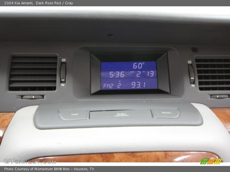 Dark Rose Red / Gray 2004 Kia Amanti
