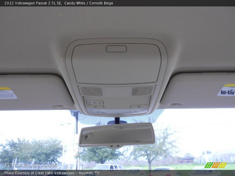 Candy White / Cornsilk Beige 2012 Volkswagen Passat 2.5L SE