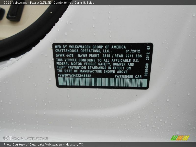 Candy White / Cornsilk Beige 2012 Volkswagen Passat 2.5L SE
