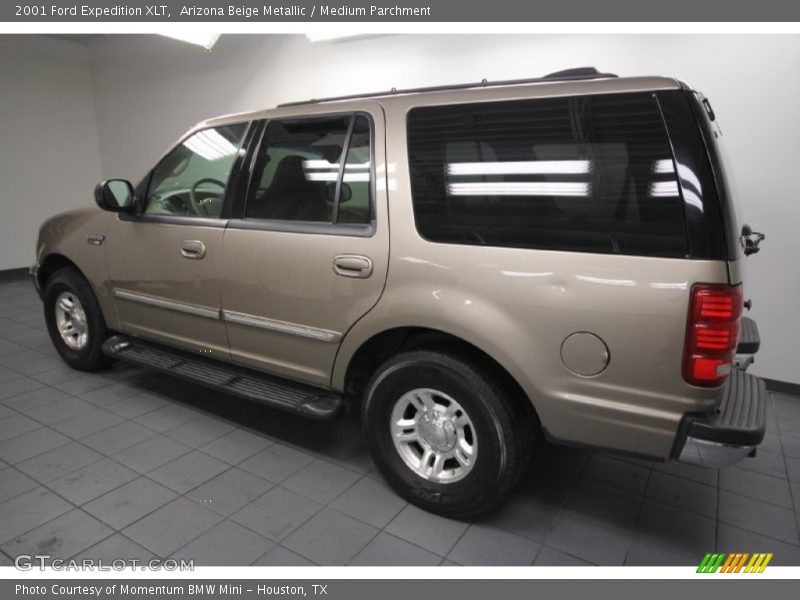 Arizona Beige Metallic / Medium Parchment 2001 Ford Expedition XLT
