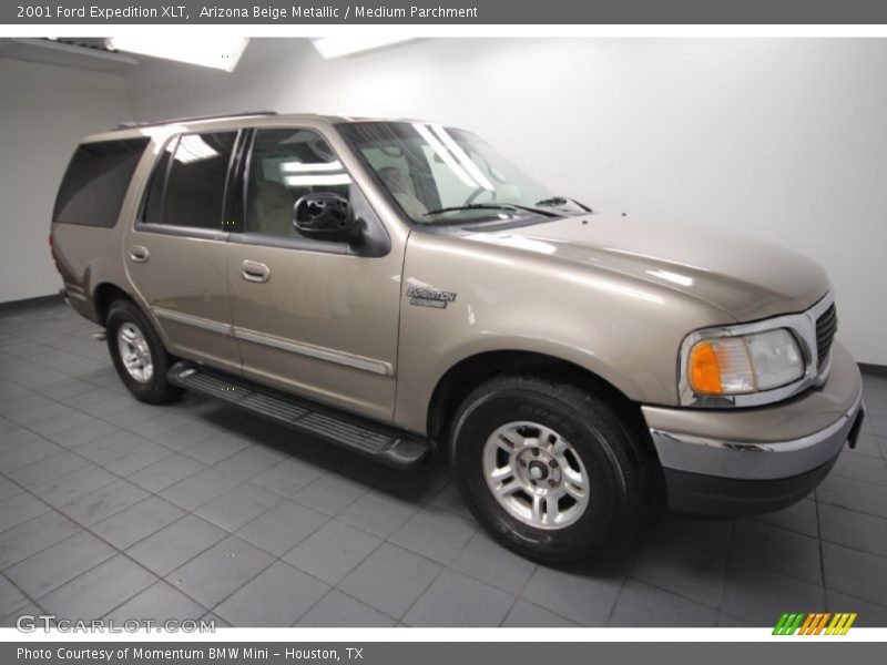 Arizona Beige Metallic / Medium Parchment 2001 Ford Expedition XLT