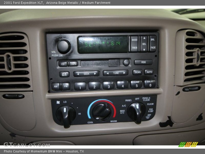 Arizona Beige Metallic / Medium Parchment 2001 Ford Expedition XLT