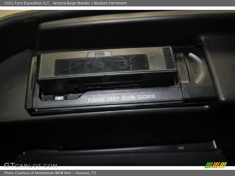 Arizona Beige Metallic / Medium Parchment 2001 Ford Expedition XLT