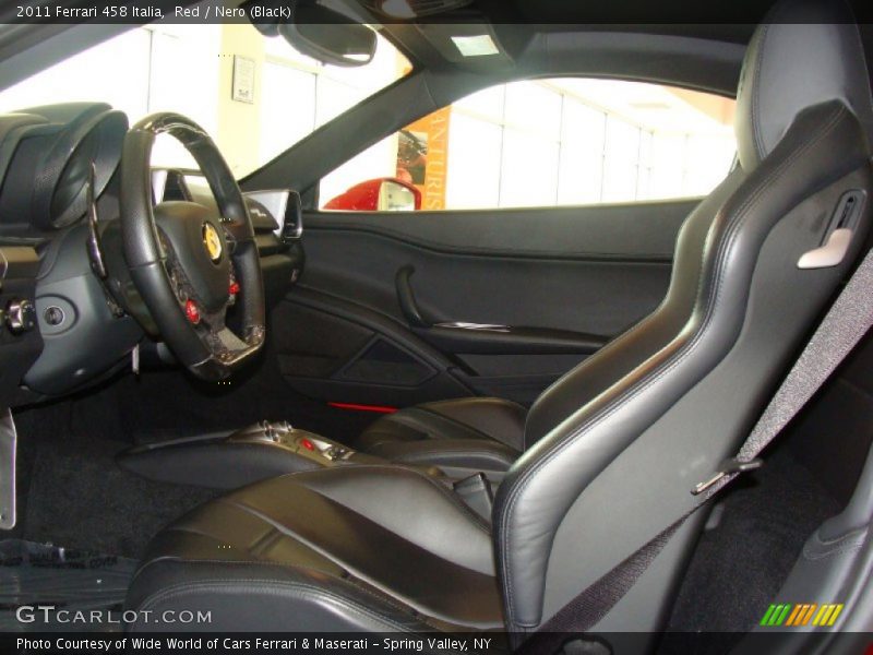 Red / Nero (Black) 2011 Ferrari 458 Italia