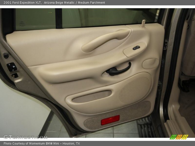 Arizona Beige Metallic / Medium Parchment 2001 Ford Expedition XLT