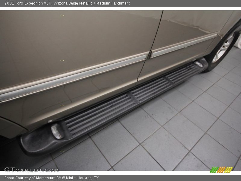 Arizona Beige Metallic / Medium Parchment 2001 Ford Expedition XLT
