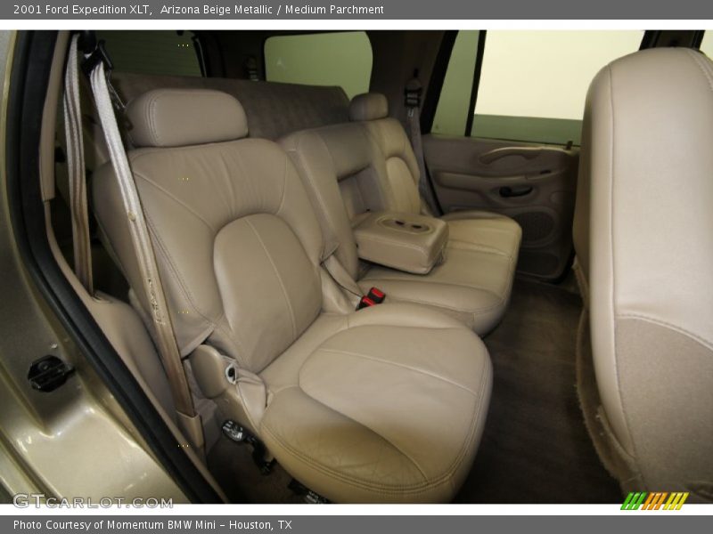 Arizona Beige Metallic / Medium Parchment 2001 Ford Expedition XLT