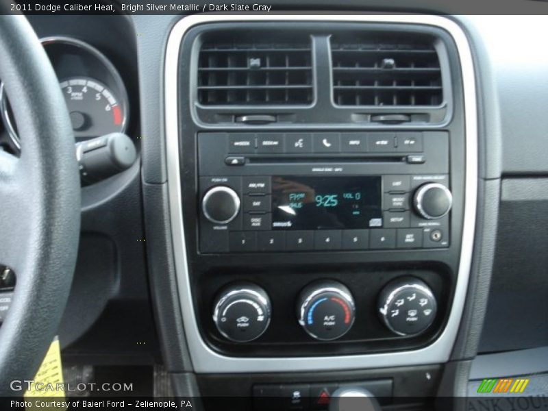 Bright Silver Metallic / Dark Slate Gray 2011 Dodge Caliber Heat