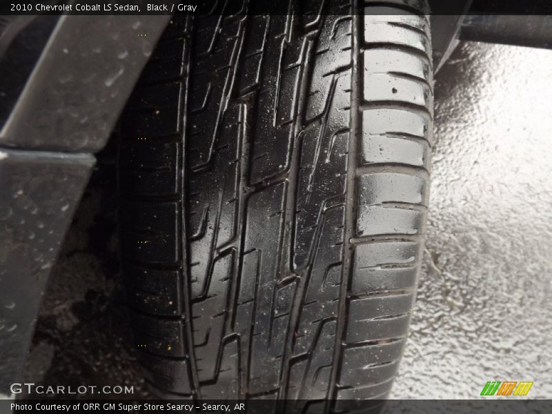 Black / Gray 2010 Chevrolet Cobalt LS Sedan