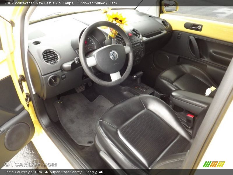 Sunflower Yellow / Black 2007 Volkswagen New Beetle 2.5 Coupe