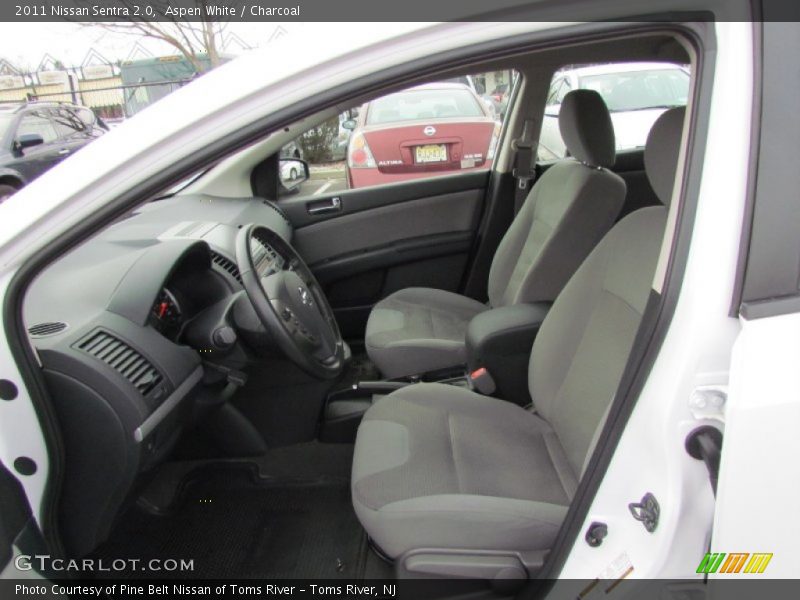 Aspen White / Charcoal 2011 Nissan Sentra 2.0
