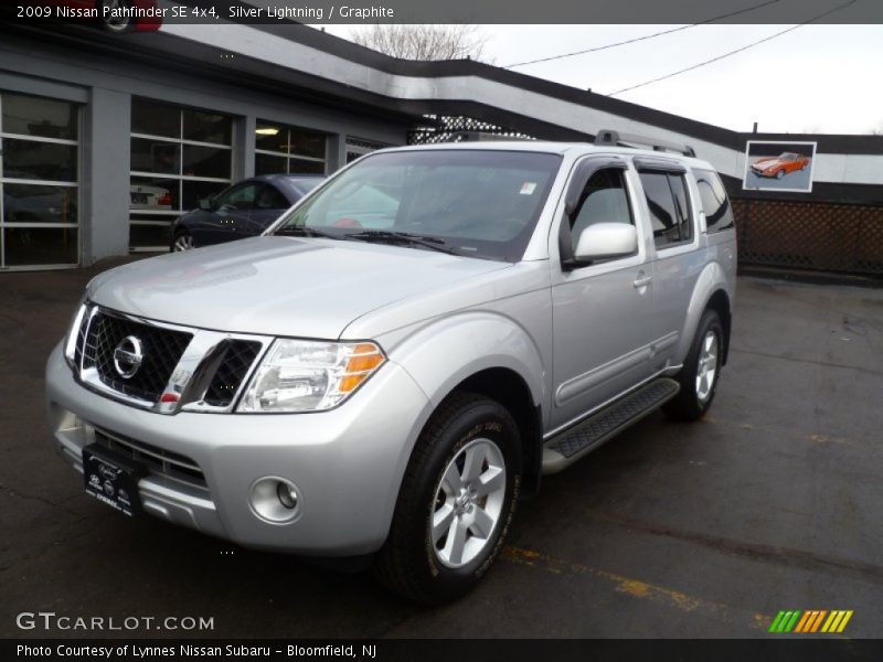 Silver Lightning / Graphite 2009 Nissan Pathfinder SE 4x4
