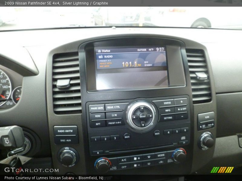 Silver Lightning / Graphite 2009 Nissan Pathfinder SE 4x4