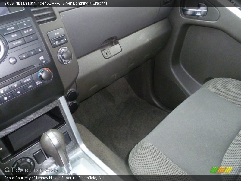 Silver Lightning / Graphite 2009 Nissan Pathfinder SE 4x4