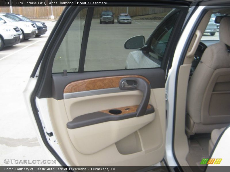 White Diamond Tricoat / Cashmere 2012 Buick Enclave FWD