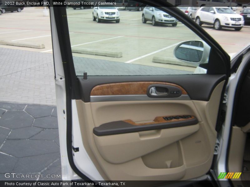 White Diamond Tricoat / Cashmere 2012 Buick Enclave FWD