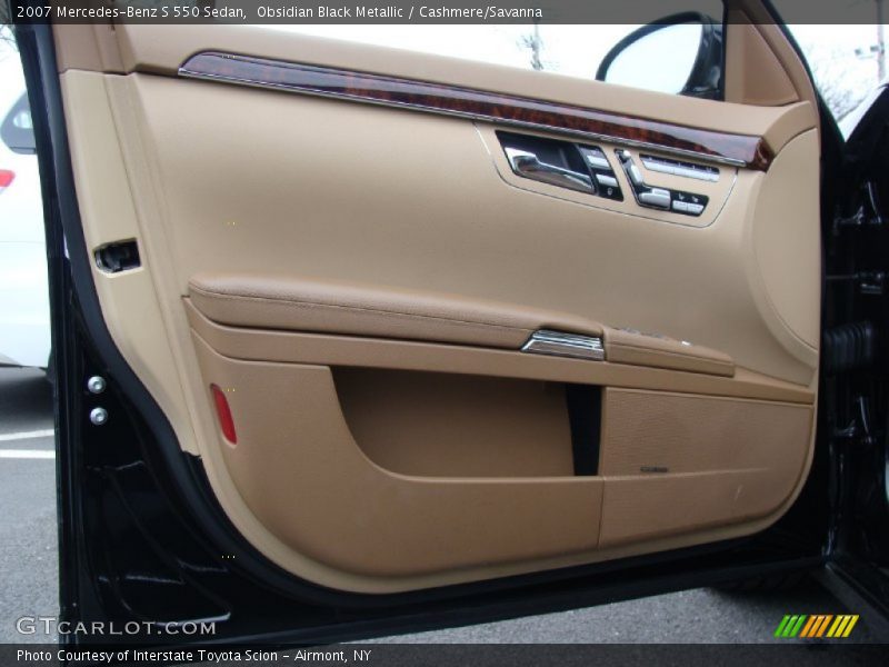 Door Panel of 2007 S 550 Sedan