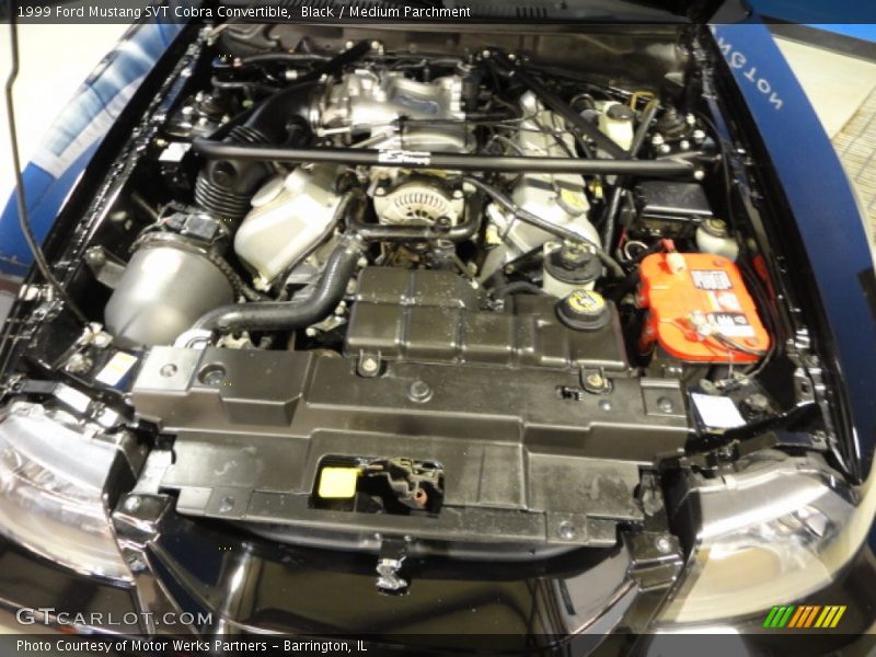  1999 Mustang SVT Cobra Convertible Engine - 4.6 Liter SVT DOHC 32-Valve V8