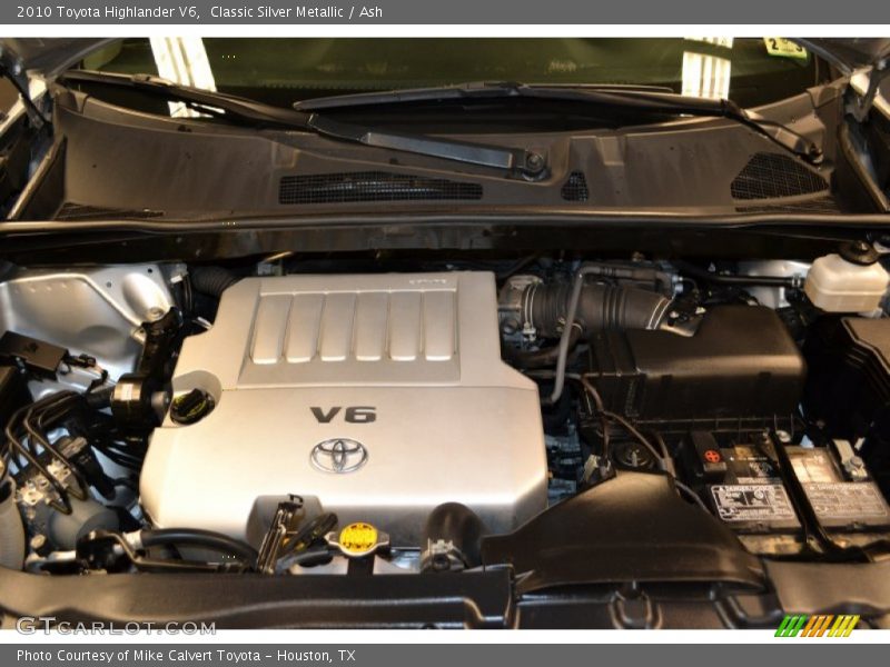 Classic Silver Metallic / Ash 2010 Toyota Highlander V6