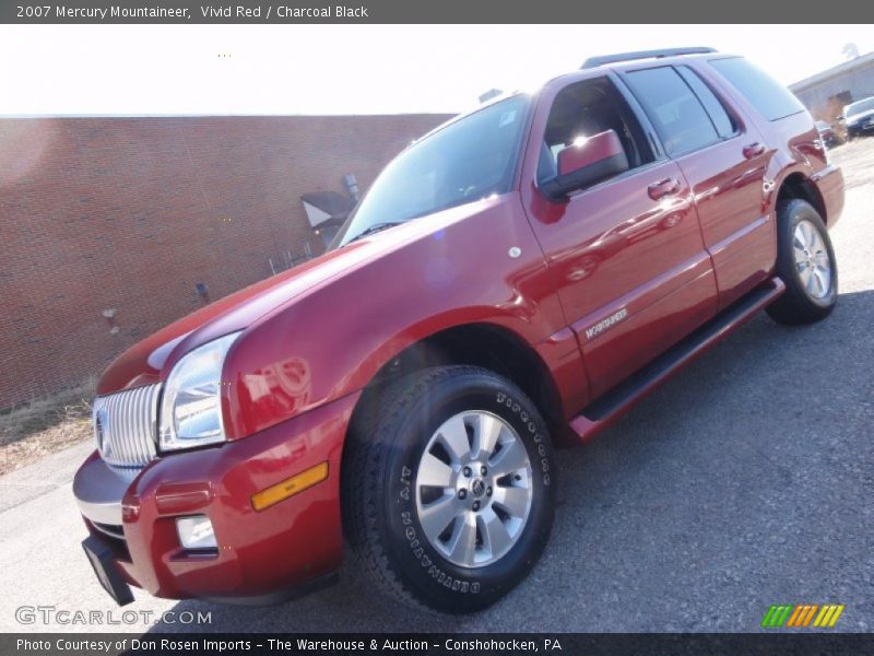 Vivid Red / Charcoal Black 2007 Mercury Mountaineer