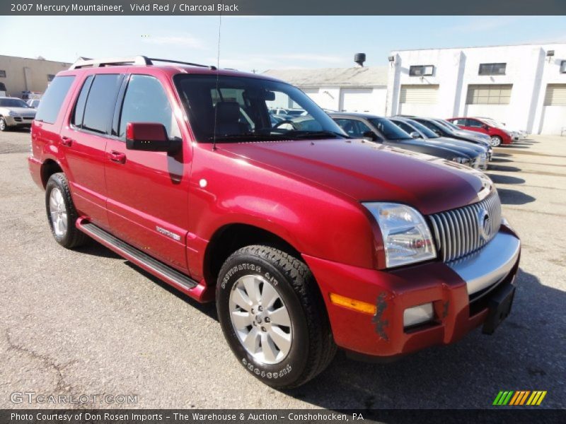 Front 3/4 View of 2007 Mountaineer 