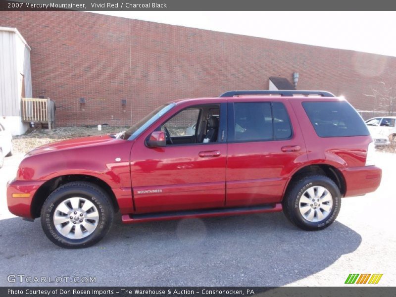 Vivid Red / Charcoal Black 2007 Mercury Mountaineer