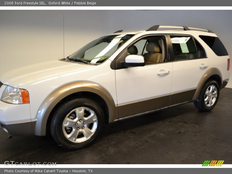 Oxford White / Pebble Beige 2006 Ford Freestyle SEL