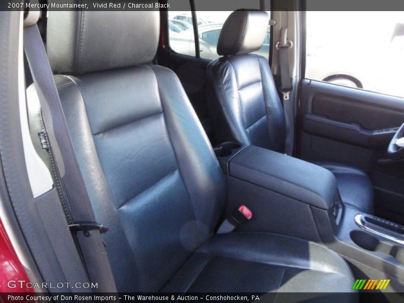 Vivid Red / Charcoal Black 2007 Mercury Mountaineer