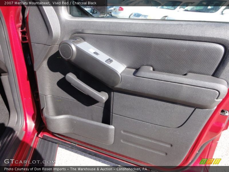 Vivid Red / Charcoal Black 2007 Mercury Mountaineer