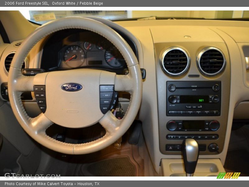 Oxford White / Pebble Beige 2006 Ford Freestyle SEL