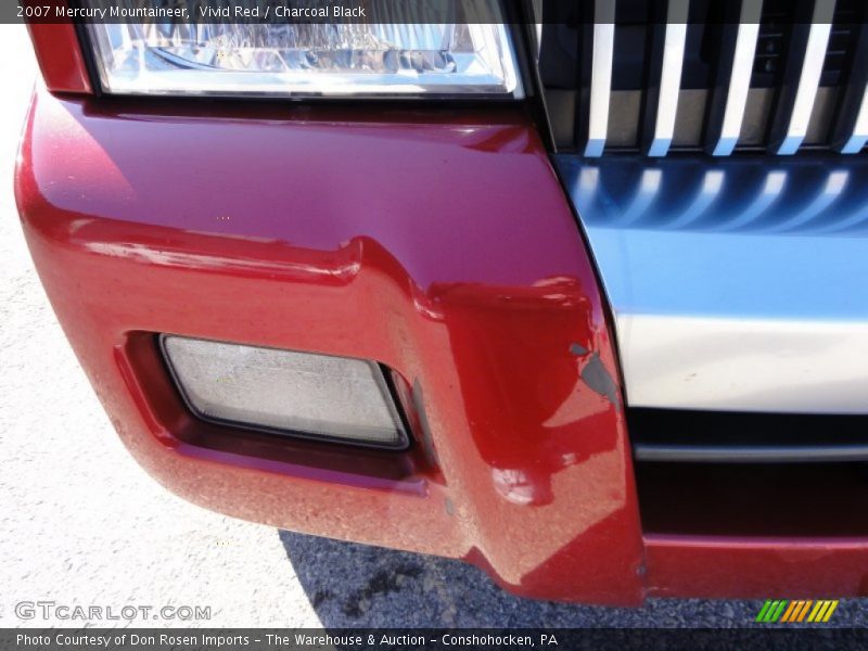 Vivid Red / Charcoal Black 2007 Mercury Mountaineer