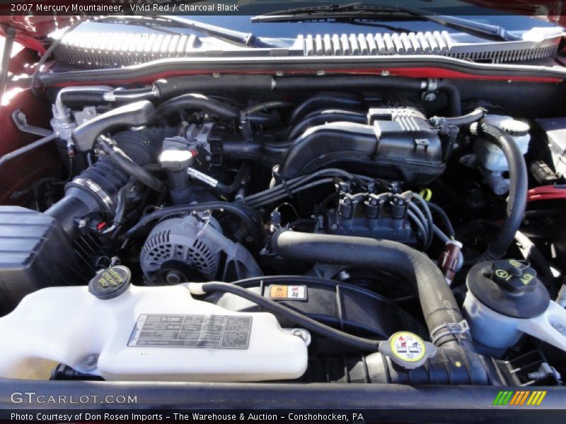 Vivid Red / Charcoal Black 2007 Mercury Mountaineer